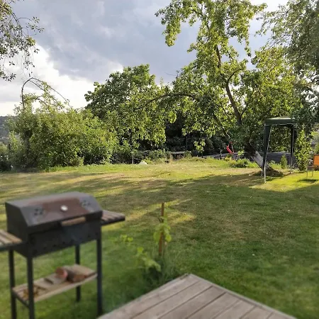 Hilltop View - 2 Bedroom House With Garden Bbq - Private Parking - 12min To Uzupis Anytime וילנה