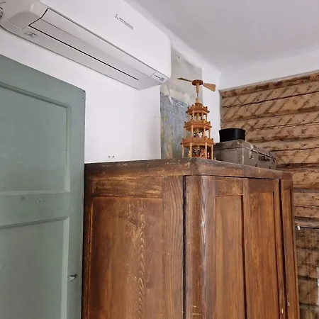 Hilltop View - 2 Bedroom House With Garden Bbq - Private Parking - 12min To Uzupis Anytime *