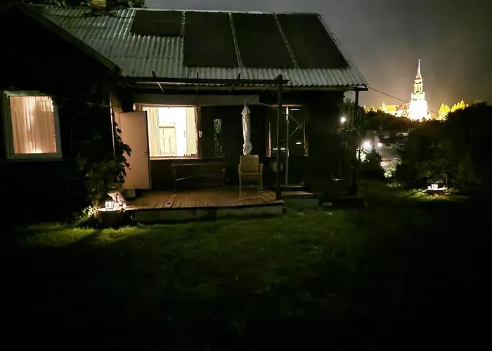 Poilsio namai Hilltop View - 2 Bedroom House With Garden Bbq - Private Parking - 12min To Uzupis Anytime *