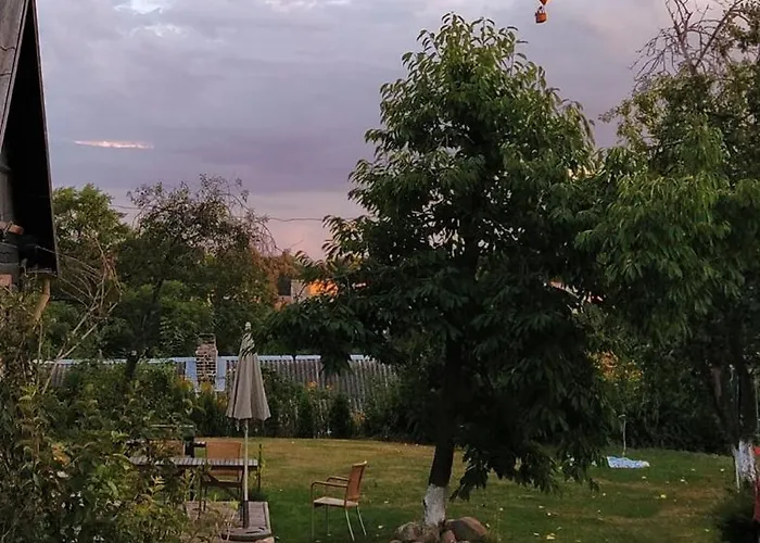 Hilltop View - 2 Bedroom House With Garden Bbq - Private Parking - 12min To Uzupis Anytime *