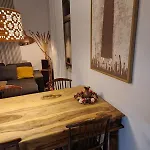 Hilltop View - 2 Bedroom House With Garden Bbq - Private Parking - 12min To Uzupis Anytime *