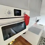 Semesterbostad Hilltop View - 2 Bedroom House With Garden Bbq - Private Parking - 12min To Uzupis Anytime *