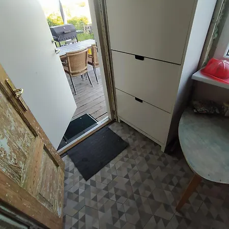 Дом отдыха Hilltop View - 2 Bedroom House With Garden Bbq - Private Parking - 12min To Uzupis Anytime