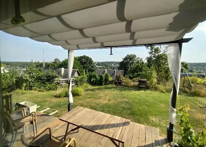 Hilltop View - 2 Bedroom House With Garden Bbq - Private Parking - 12min To Uzupis Anytime